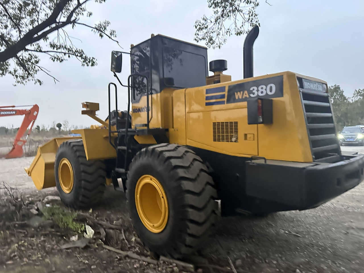 KOMATSU WA380 Wheel Loader Click for Discount - اللودر بعجل: صورة 2 KOMATSU WA380 Wheel Loader Click for Discount - اللودر بعجل: صورة 2
