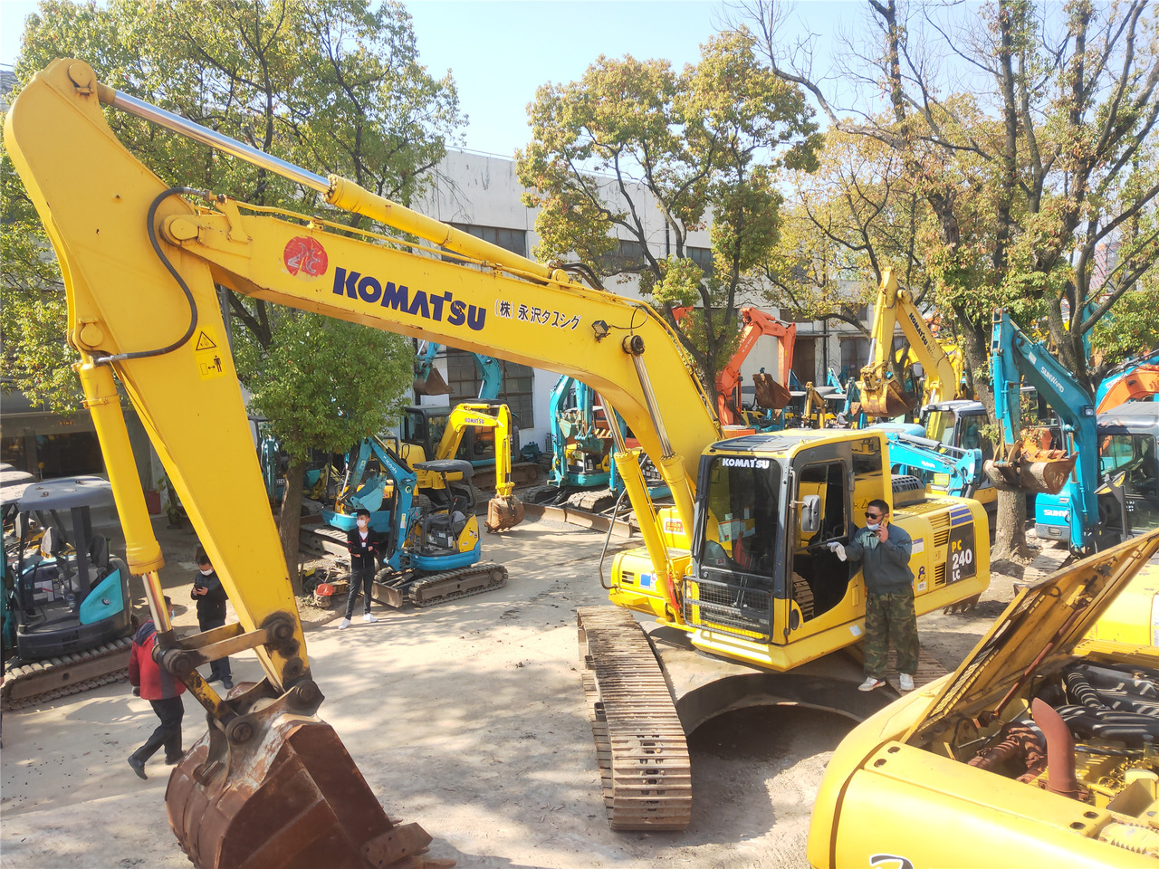 Komatsu Crawler Excavator PC240-8 - حفار زحاف: صورة 5 Komatsu Crawler Excavator PC240-8 - حفار زحاف: صورة 5