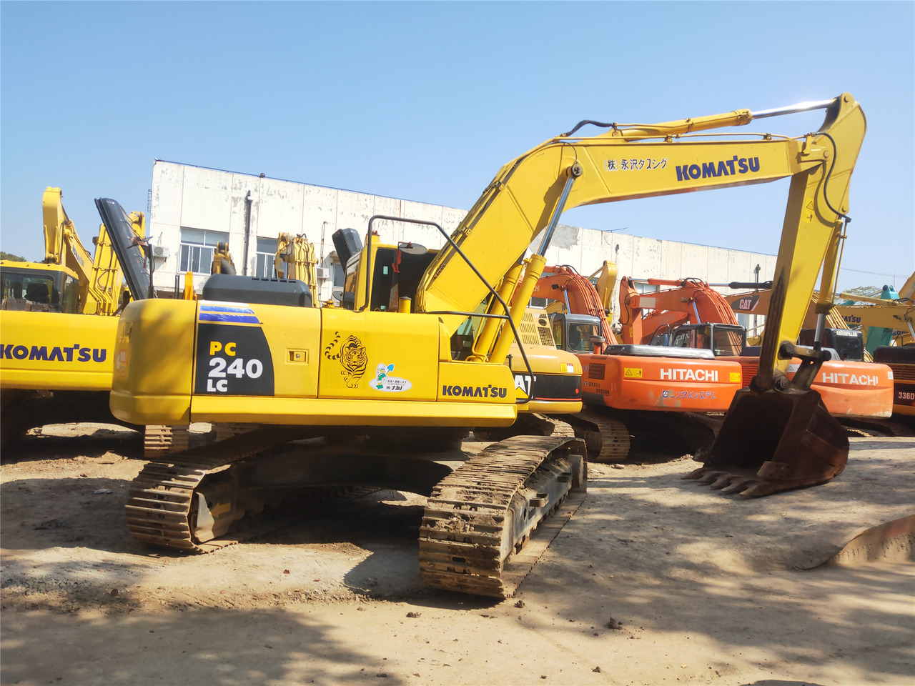 Komatsu Crawler Excavator PC240-8 - حفار زحاف: صورة 3 Komatsu Crawler Excavator PC240-8 - حفار زحاف: صورة 3