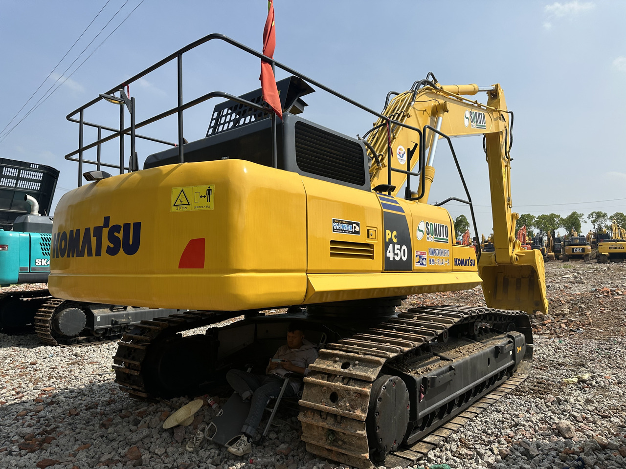 Komatsu Excavator PC450-7 Click for Discount - حفار زحاف: صورة 2 Komatsu Excavator PC450-7 Click for Discount - حفار زحاف: صورة 2