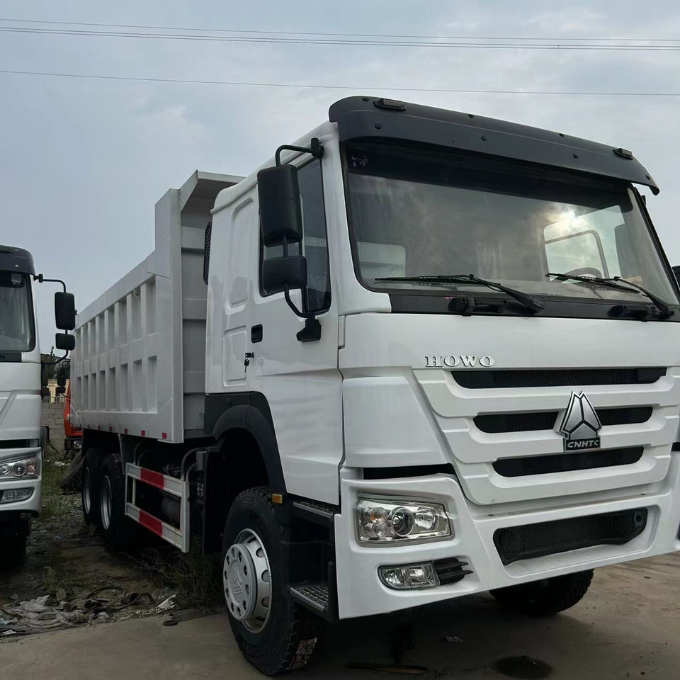 SINOTRUK HOWO 6x4 Dump Truck Click for Discount - شاحنة قلاب: صورة 5 SINOTRUK HOWO 6x4 Dump Truck Click for Discount - شاحنة قلاب: صورة 5