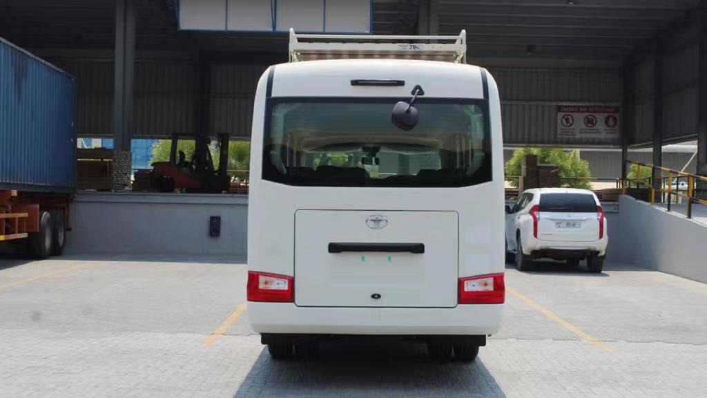 TOYOTA Coach - مركبة كوتش: صورة 4 TOYOTA Coach - مركبة كوتش: صورة 4