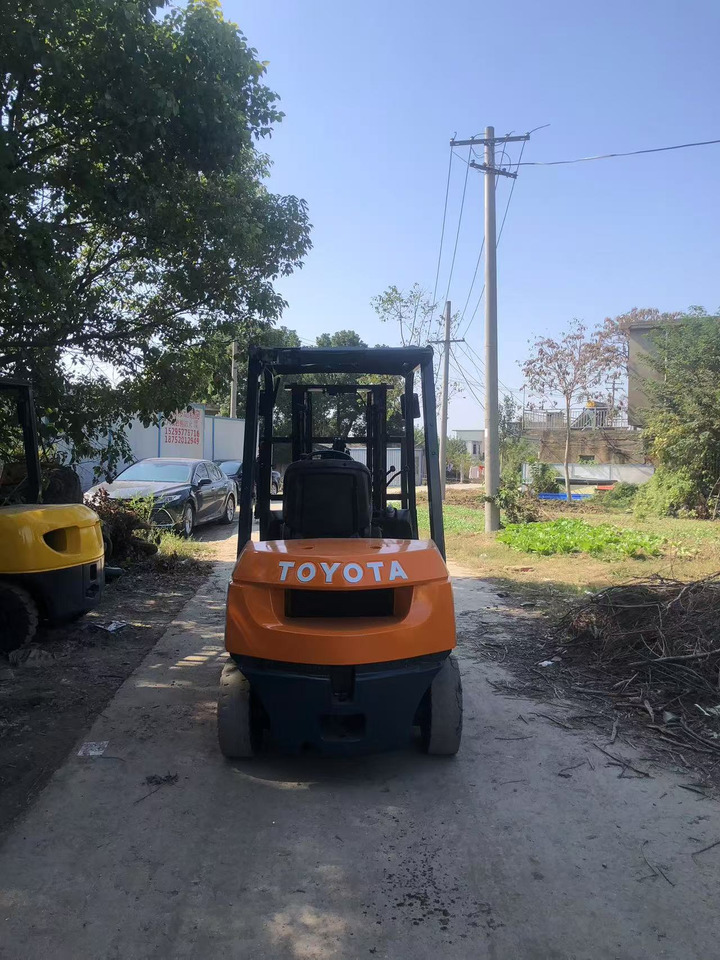 TOYOTA GENEO 35 CLICK HERE FOR DISCOUNT - رافعة شوكية ديزل: صورة 2 TOYOTA GENEO 35 CLICK HERE FOR DISCOUNT - رافعة شوكية ديزل: صورة 2