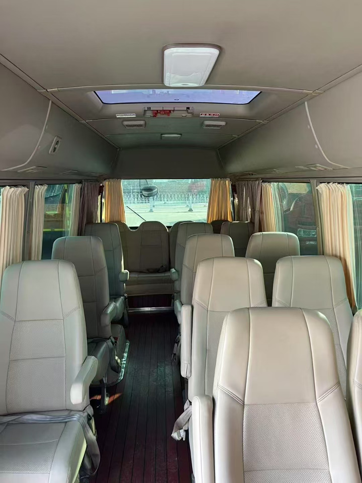 مركبة كوتش TOYOTA Mini Bus 20 Seats: صورة 7