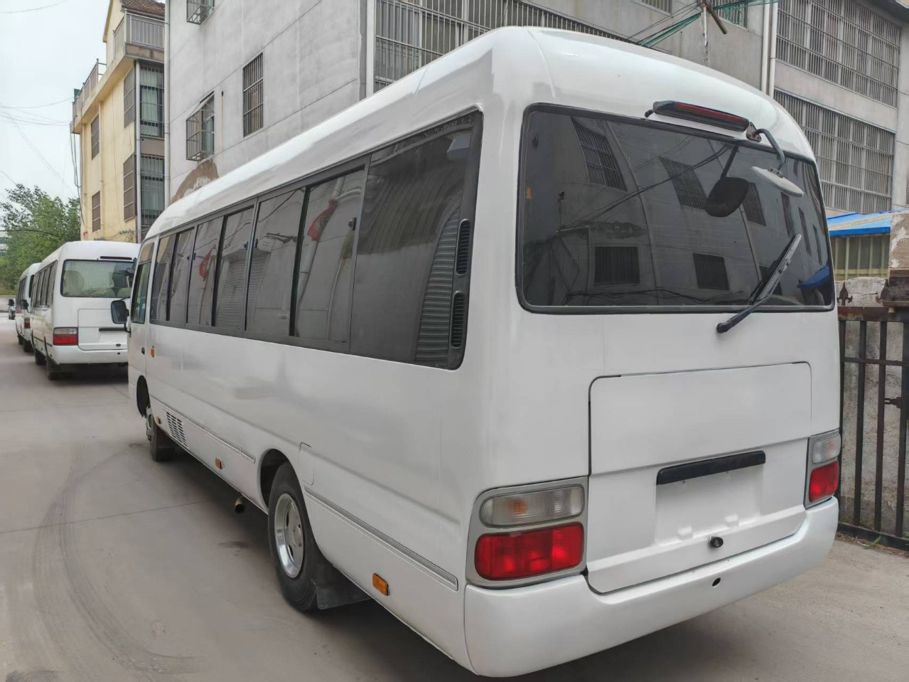 TOYOTA Mini Bus Low Mileage - مركبة كوتش: صورة 5 TOYOTA Mini Bus Low Mileage - مركبة كوتش: صورة 5