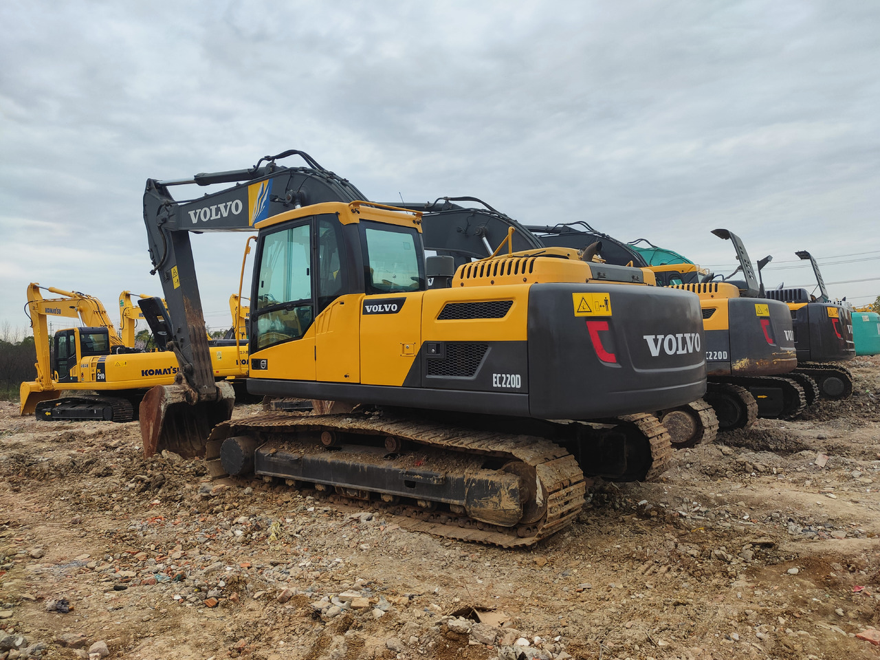 VOLVO EC220D - حفار زحاف: صورة 4 VOLVO EC220D - حفار زحاف: صورة 4