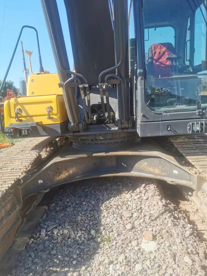 VOLVO Excavator EC290 Click for Discount - حفار زحاف: صورة 4 VOLVO Excavator EC290 Click for Discount - حفار زحاف: صورة 4