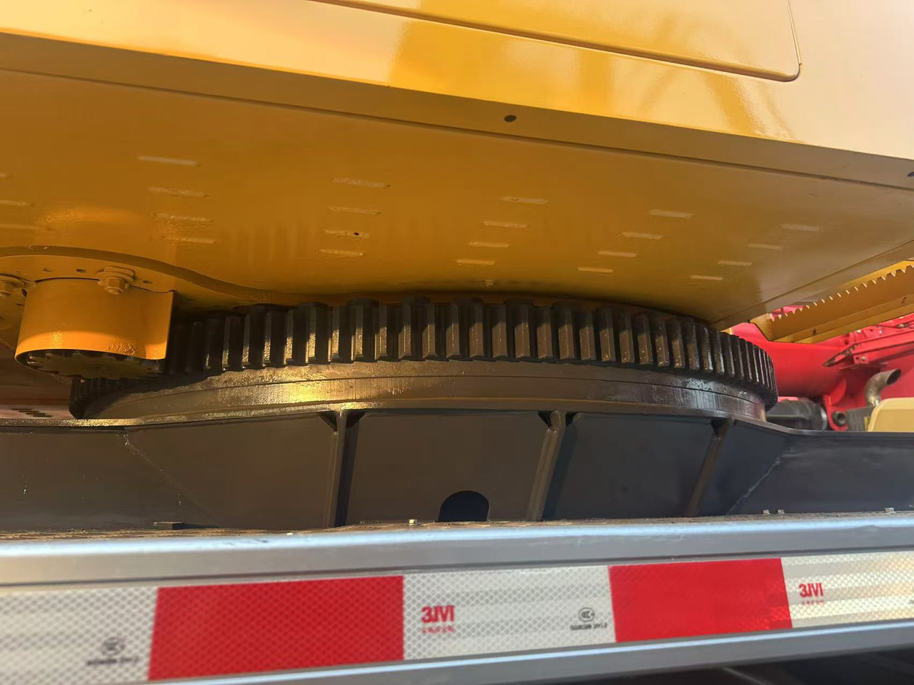 XCMG Crane QY85K CLICK HERE FOR DISCOUNT - رافعة لجميع التضاريس: صورة 3 XCMG Crane QY85K CLICK HERE FOR DISCOUNT - رافعة لجميع التضاريس: صورة 3