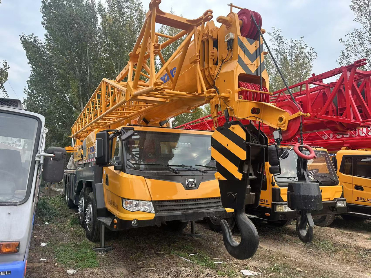 XCMG Crane XTC 75 - رافعة لجميع التضاريس: صورة 2 XCMG Crane XTC 75 - رافعة لجميع التضاريس: صورة 2