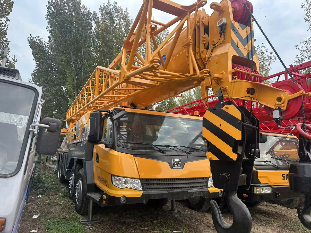 XCMG Crane XTC 75 - رافعة لجميع التضاريس: صورة 1 XCMG Crane XTC 75 - رافعة لجميع التضاريس: صورة 1