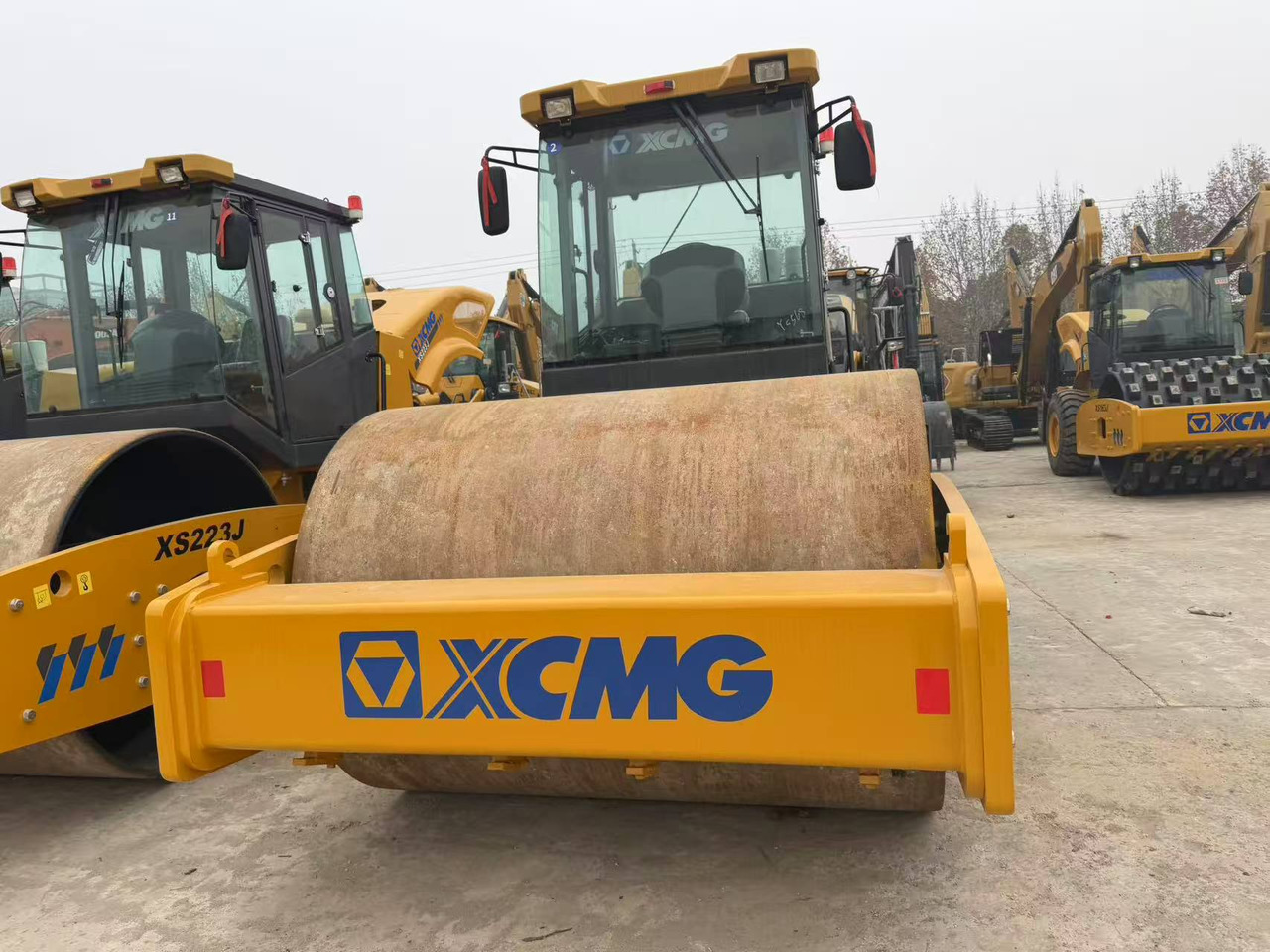 XCMG XS223J Roller Click Here for Discount - مدحلة: صورة 2 XCMG XS223J Roller Click Here for Discount - مدحلة: صورة 2