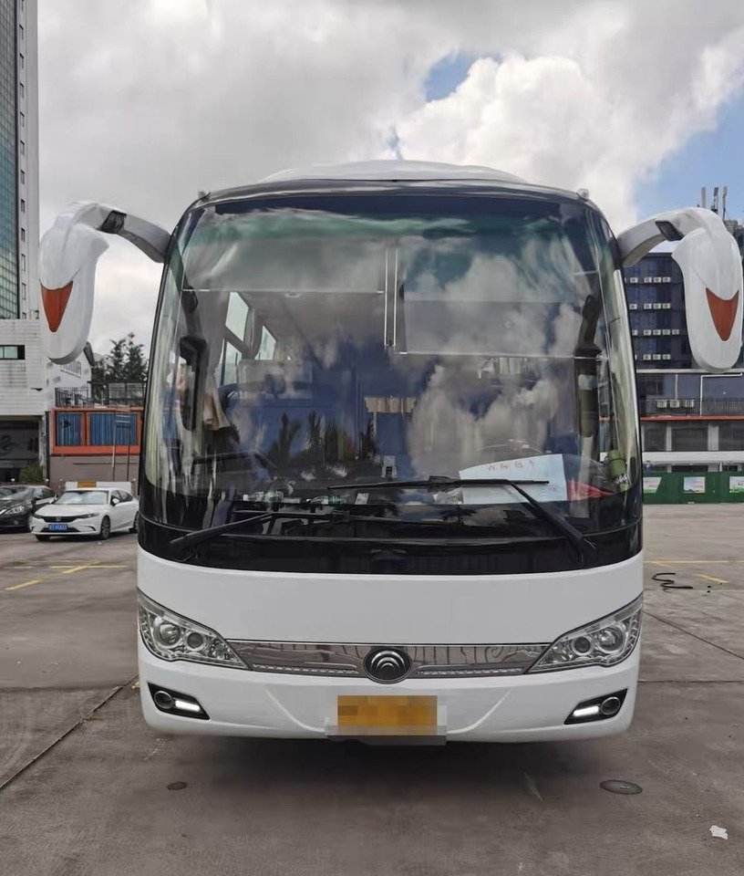 Yutong Coach 32 Seats Good Condition Click for Discount - مركبة كوتش: صورة 2 Yutong Coach 32 Seats Good Condition Click for Discount - مركبة كوتش: صورة 2