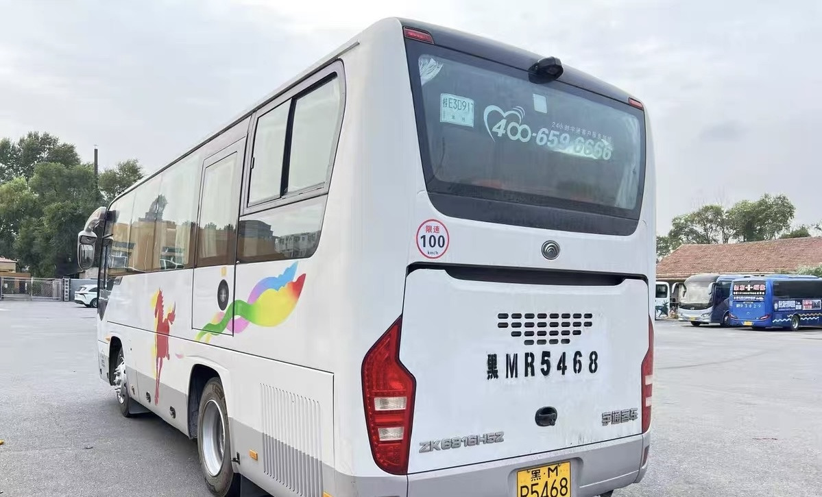 Yutong Coach 32 Seats Good Condition Click for Discount - مركبة كوتش: صورة 4 Yutong Coach 32 Seats Good Condition Click for Discount - مركبة كوتش: صورة 4