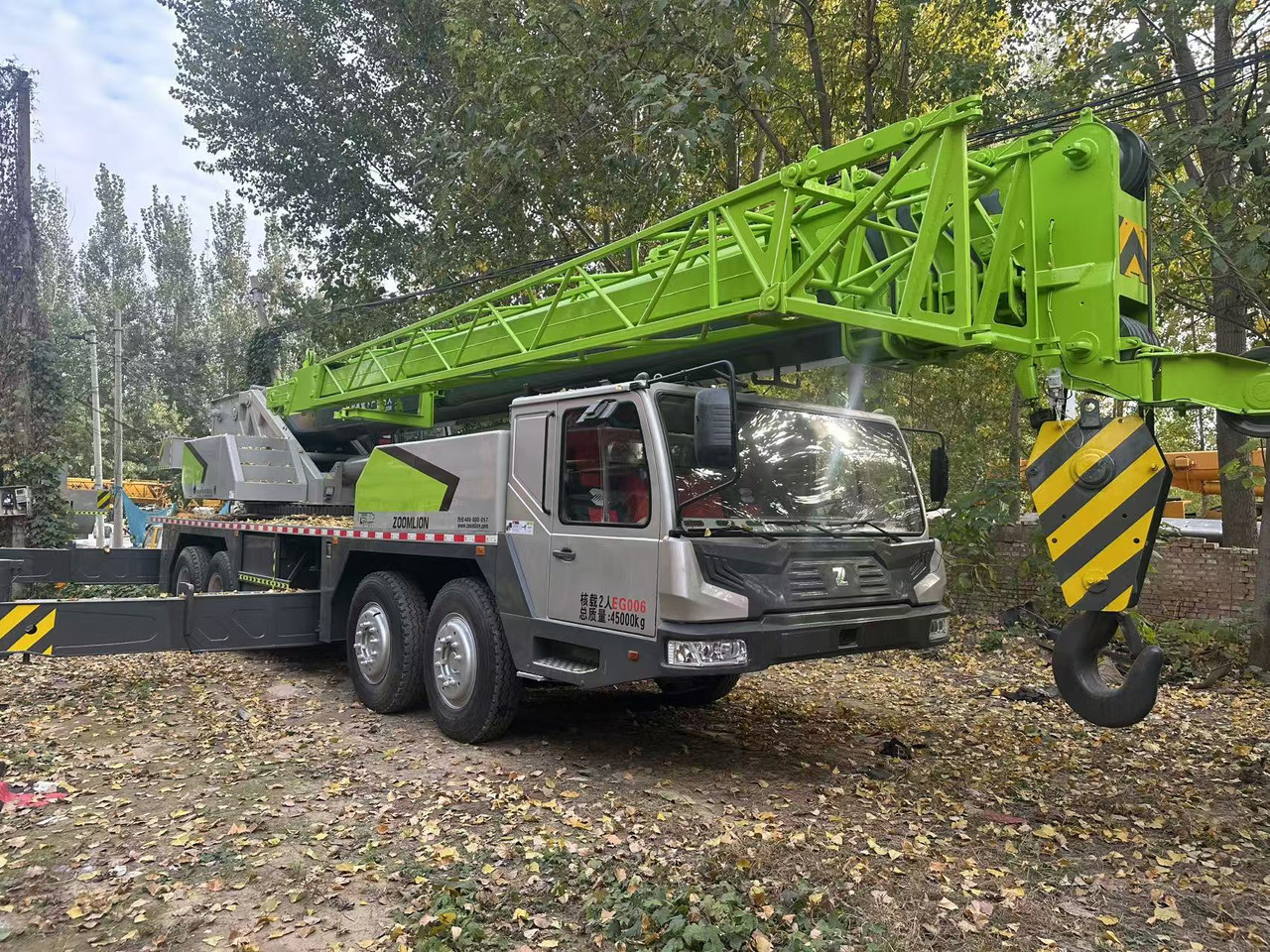 ZOOMLION Crane ZTC700V - رافعة: صورة 1 ZOOMLION Crane ZTC700V - رافعة: صورة 1