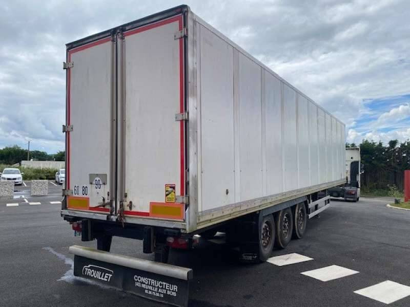 Semi-remorque 3 Essieux 38 TONNES 2 PORTES AR PRE EQUIP DOUBLE PLANCHER STEELBOX - نصف مقطورة صندوق مغلق: صورة 3 Semi-remorque 3 Essieux 38 TONNES 2 PORTES AR PRE EQUIP DOUBLE PLANCHER STEELBOX - نصف مقطورة صندوق مغلق: صورة 3