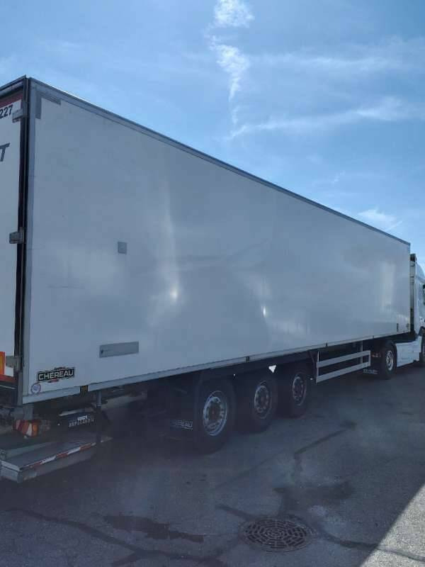 Semi-remorque 3 Essieux FRIGO 38 TONNES HAYON CAISSE CHEREAU GROUPE CARRIER VECTOR 1950 MT - نصف مقطورة مُبرِّدة: صورة 4 Semi-remorque 3 Essieux FRIGO 38 TONNES HAYON CAISSE CHEREAU GROUPE CARRIER VECTOR 1950 MT - نصف مقطورة مُبرِّدة: صورة 4