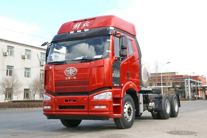 FAW FAW 6X4 Trucks for Sale Prices in Vanuatu - وحدة جر: صورة 1 FAW FAW 6X4 Trucks for Sale Prices in Vanuatu - وحدة جر: صورة 1
