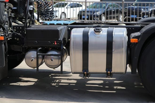 FAW Faw 380HP J6P Truck for Sale in Senegal - وحدة جر: صورة 5 FAW Faw 380HP J6P Truck for Sale in Senegal - وحدة جر: صورة 5