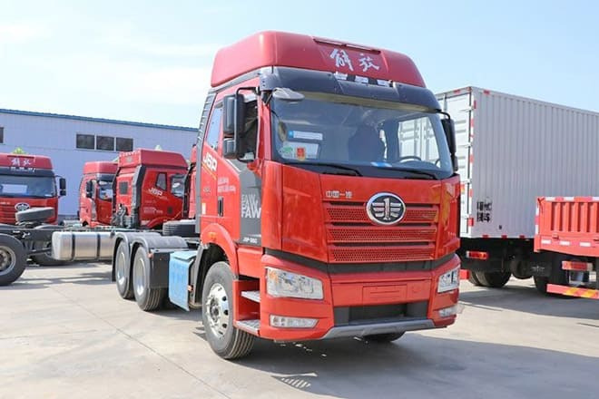 FAW Faw 380HP J6P Truck for Sale in Senegal - وحدة جر: صورة 1 FAW Faw 380HP J6P Truck for Sale in Senegal - وحدة جر: صورة 1