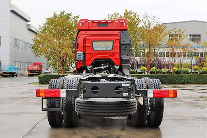 FAW New Faw J6P 390 Trucks for Sale in Nigeria - وحدة جر: صورة 4 FAW New Faw J6P 390 Trucks for Sale in Nigeria - وحدة جر: صورة 4