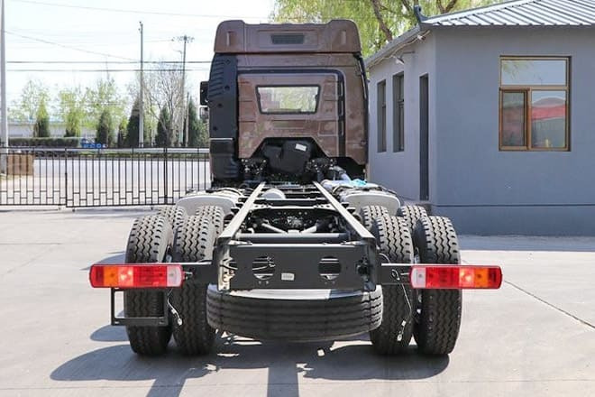 FAWA FAW Truck J6P New Model for Sale in Sierra Leone - وحدة جر: صورة 4 FAWA FAW Truck J6P New Model for Sale in Sierra Leone - وحدة جر: صورة 4