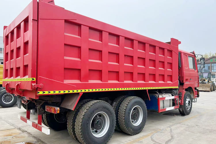 SHACMAN Shacman Dump Trailer Truck for Sale in Nigeria - شاحنة قلاب: صورة 3 SHACMAN Shacman Dump Trailer Truck for Sale in Nigeria - شاحنة قلاب: صورة 3