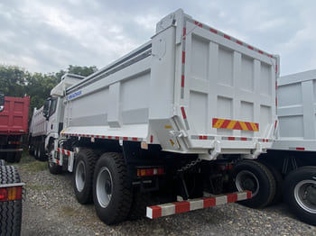 SHACMAN Shacman Tipper Truck for Sale in Jamaica - شاحنة: صورة 4 SHACMAN Shacman Tipper Truck for Sale in Jamaica - شاحنة: صورة 4