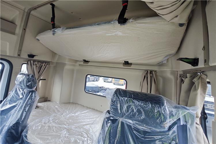 SHACMAN Used Shaman X3000 Truck Head for Sale In Zambia - وحدة جر: صورة 3 SHACMAN Used Shaman X3000 Truck Head for Sale In Zambia - وحدة جر: صورة 3