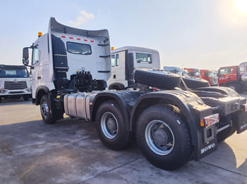 SINOTRUK 6x4 Howo Trucks for Sale in Nigeria - وحدة جر: صورة 3 SINOTRUK 6x4 Howo Trucks for Sale in Nigeria - وحدة جر: صورة 3