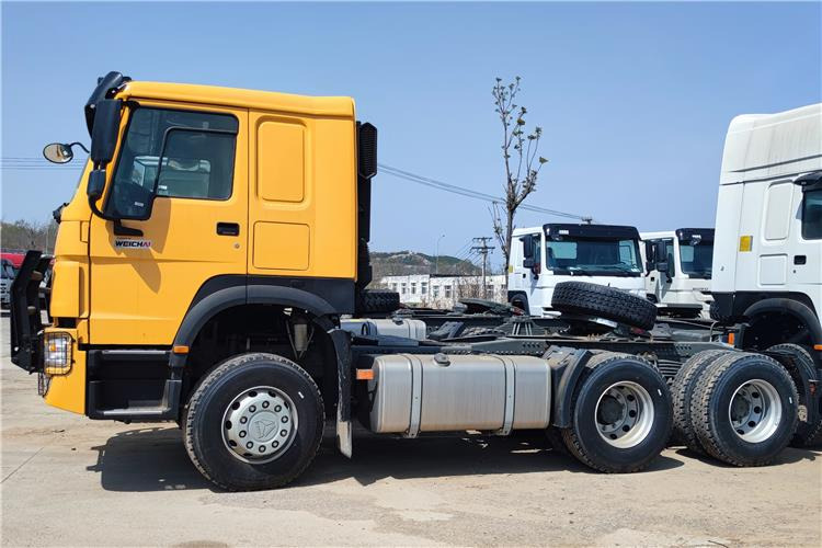 SINOTRUK CNHTC Howo Truck Tractor 400 HP 10 Wheeler for Sale In Malawi - وحدة جر: صورة 3 SINOTRUK CNHTC Howo Truck Tractor 400 HP 10 Wheeler for Sale In Malawi - وحدة جر: صورة 3