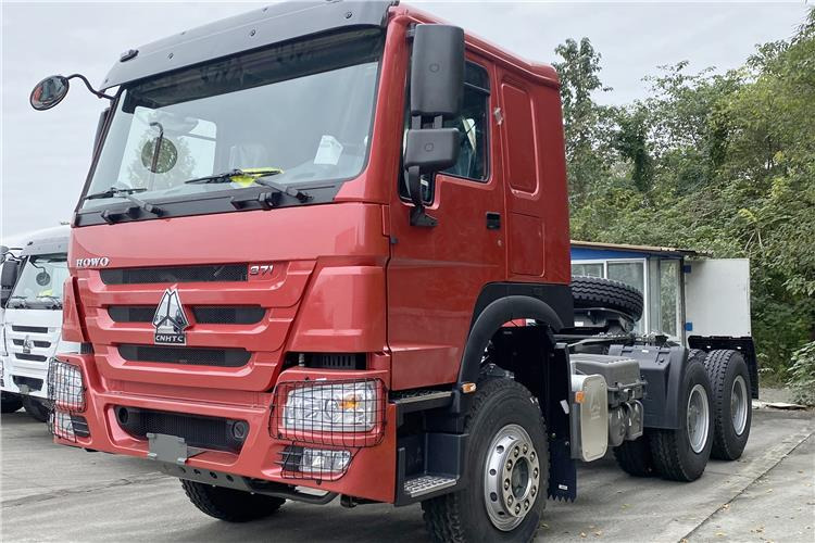 SINOTRUK Howo 371hp Truck Head for Sale In Tanzania - وحدة جر: صورة 1 SINOTRUK Howo 371hp Truck Head for Sale In Tanzania - وحدة جر: صورة 1