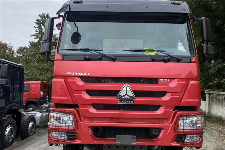 SINOTRUK Howo 371hp Truck Head for Sale In Tanzania - وحدة جر: صورة 4 SINOTRUK Howo 371hp Truck Head for Sale In Tanzania - وحدة جر: صورة 4