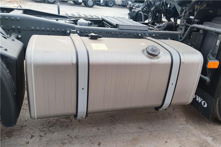 SINOTRUK Howo 380 hp 6x4 Truck Heafd for Sale In Nigeria Lagos - وحدة جر: صورة 4 SINOTRUK Howo 380 hp 6x4 Truck Heafd for Sale In Nigeria Lagos - وحدة جر: صورة 4