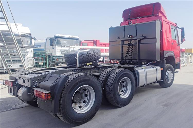 SINOTRUK Howo 6x4 Truck Price 380 HP Tractor Head for Sale In Zambia - وحدة جر: صورة 2 SINOTRUK Howo 6x4 Truck Price 380 HP Tractor Head for Sale In Zambia - وحدة جر: صورة 2