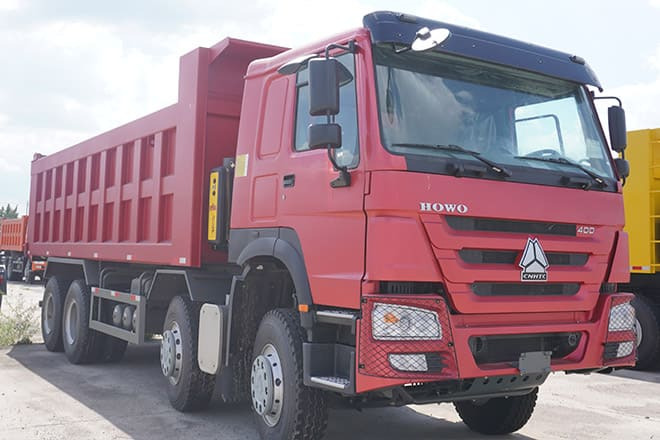 SINOTRUK Sinotruk Howo 8x4 Dump Truck for Sale in Cameroon - شاحنة قلاب: صورة 2 SINOTRUK Sinotruk Howo 8x4 Dump Truck for Sale in Cameroon - شاحنة قلاب: صورة 2