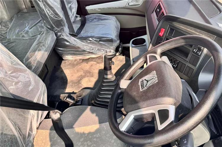SINOTRUK Used Hohan Dump Truck with RHD for Sale In Tanzania - شاحنة قلاب: صورة 3 SINOTRUK Used Hohan Dump Truck with RHD for Sale In Tanzania - شاحنة قلاب: صورة 3