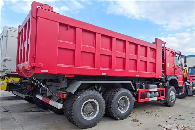 SINOTRUK Used Howo 340 Tipper Truck 6x4 for Sale Price In Senegal - شاحنة قلاب: صورة 2 SINOTRUK Used Howo 340 Tipper Truck 6x4 for Sale Price In Senegal - شاحنة قلاب: صورة 2
