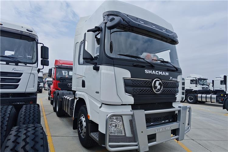 Shacman Shacman X3000 Truck Head 6x4 for Sale In Zambia - وحدة جر: صورة 3 Shacman Shacman X3000 Truck Head 6x4 for Sale In Zambia - وحدة جر: صورة 3