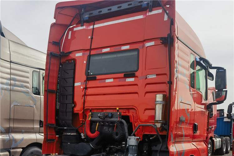 Sinotruk Second Hand Sitrak G7 540 Truck Tractor for Sale In Tanzania - وحدة جر: صورة 2 Sinotruk Second Hand Sitrak G7 540 Truck Tractor for Sale In Tanzania - وحدة جر: صورة 2