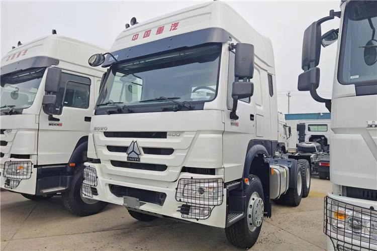 Sinotruk Used Howo Truck 400HP Tractor 6x4 Price for Sale In Tanzania - وحدة جر: صورة 1 Sinotruk Used Howo Truck 400HP Tractor 6x4 Price for Sale In Tanzania - وحدة جر: صورة 1