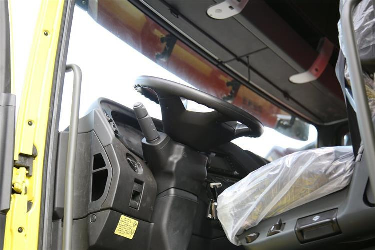 Sinotruk Used Sitrak 430 HP Truck Head for Sale In Ghana - وحدة جر: صورة 4 Sinotruk Used Sitrak 430 HP Truck Head for Sale In Ghana - وحدة جر: صورة 4