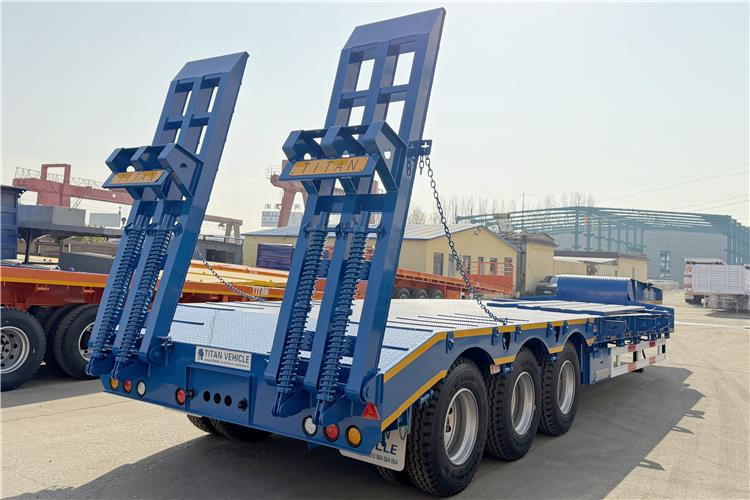 TITAN 3 Axle 80 Ton Low Bed Trailer Price for Sale In Nigeria - عربة منخفضة مسطحة نصف مقطورة: صورة 5 TITAN 3 Axle 80 Ton Low Bed Trailer Price for Sale In Nigeria - عربة منخفضة مسطحة نصف مقطورة: صورة 5
