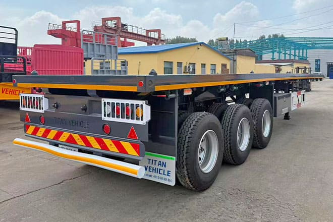 TITAN 3 Axle Flatbed Semi Trailer for Sale in Ghana - نصف مقطورة مسطحة: صورة 2 TITAN 3 Axle Flatbed Semi Trailer for Sale in Ghana - نصف مقطورة مسطحة: صورة 2