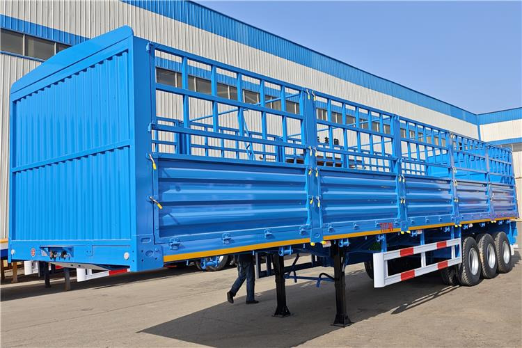 TITAN 3 Axle Livestock Semi Trailer for Sale In Kenya - نصف مقطورة لنقل الحيوانات: صورة 1 TITAN 3 Axle Livestock Semi Trailer for Sale In Kenya - نصف مقطورة لنقل الحيوانات: صورة 1