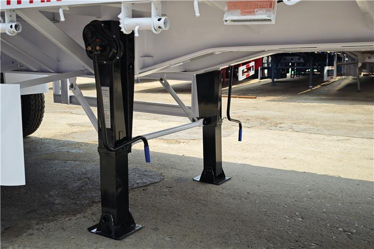 TITAN 4 Axle Livestock Truck Trailer for Sale In Guam - نصف مقطورة لنقل الحيوانات: صورة 4 TITAN 4 Axle Livestock Truck Trailer for Sale In Guam - نصف مقطورة لنقل الحيوانات: صورة 4