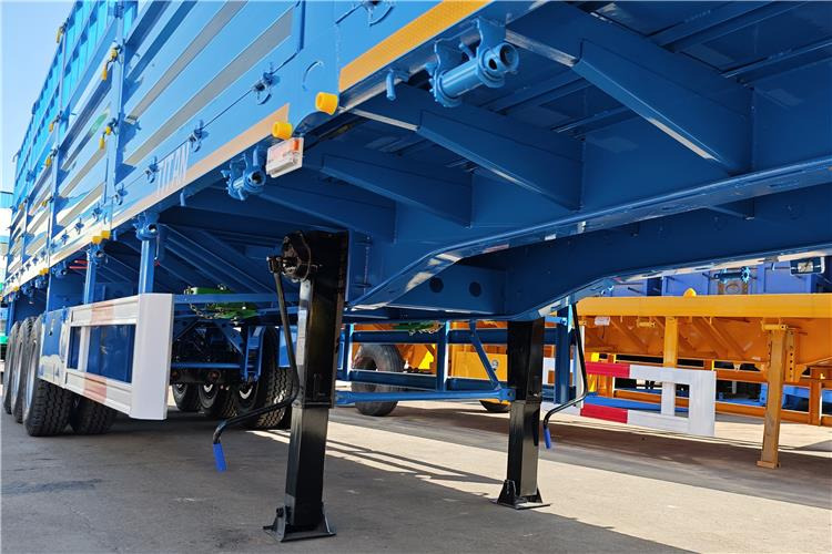 TITAN 60 Ton Fence Cargo Semi Trailer for Sale in Tanzania - نصف مقطورة لنقل الحيوانات: صورة 5 TITAN 60 Ton Fence Cargo Semi Trailer for Sale in Tanzania - نصف مقطورة لنقل الحيوانات: صورة 5