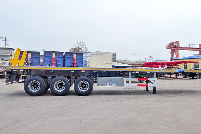 TITAN Tri Axle 40Ft Flatbed Trailer Price for Sale in Sierra Leone - نصف مقطورة مسطحة: صورة 2 TITAN Tri Axle 40Ft Flatbed Trailer Price for Sale in Sierra Leone - نصف مقطورة مسطحة: صورة 2