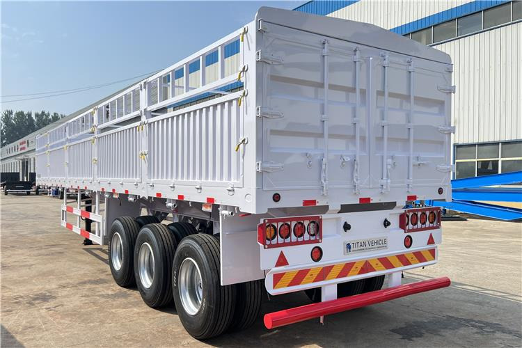 TITAN Tri Axle 60 Ton Fence Cargo Semi Trailer for Sale In Guinea - نصف مقطورة لنقل الحيوانات: صورة 5 TITAN Tri Axle 60 Ton Fence Cargo Semi Trailer for Sale In Guinea - نصف مقطورة لنقل الحيوانات: صورة 5