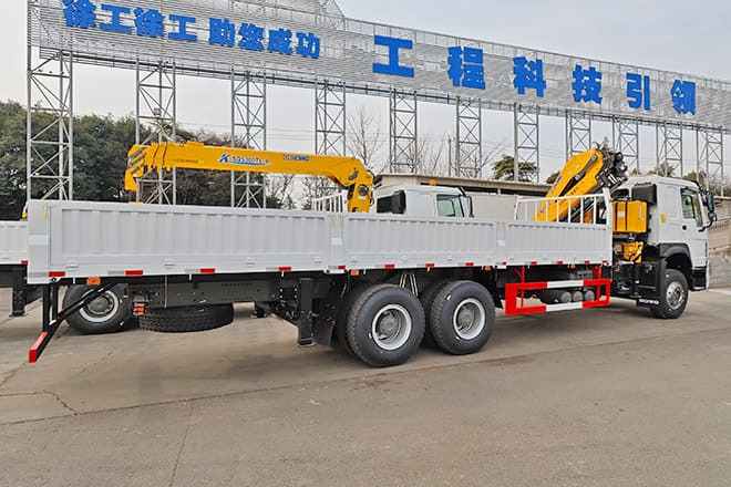 XCMG Folding Boom Truck Crane for Sale in Mexico - شاحنة كرين: صورة 1 XCMG Folding Boom Truck Crane for Sale in Mexico - شاحنة كرين: صورة 1