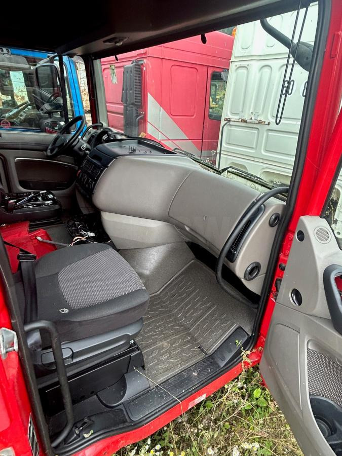 DAF XF105-460 Rouge - كابينة - شاحنة: صورة 2 DAF XF105-460 Rouge - كابينة - شاحنة: صورة 2